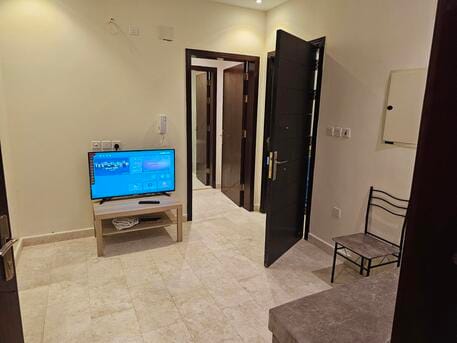 SAR 5500/month, 2 BR, New Full Furnished Flat Including 2 Rooms & 1 Hall For Rent (daily-weekly-monthly)