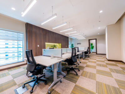 Premium Workstation in Westbay